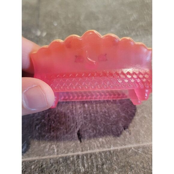 Moose pink yellow bear couch doll accessory toy figure - Picture 3 of 4